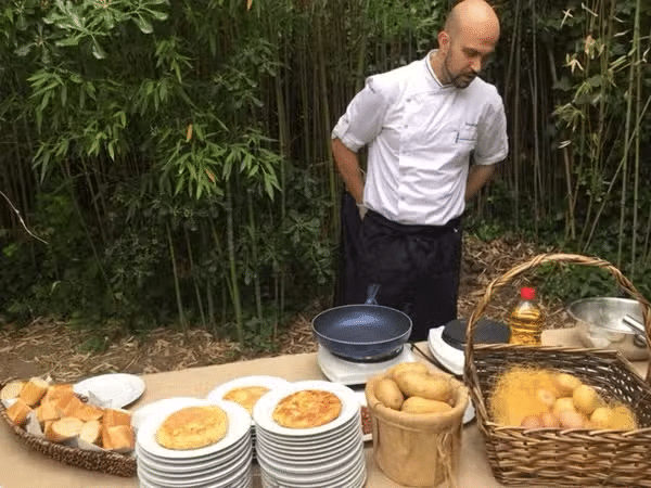 Catering de Lisi classic wedding menu with cocktail appetizers and canapés
